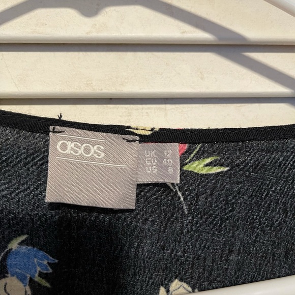 ASOS wrap kimono blouse with flowers sz 8 - Picture 2 of 5